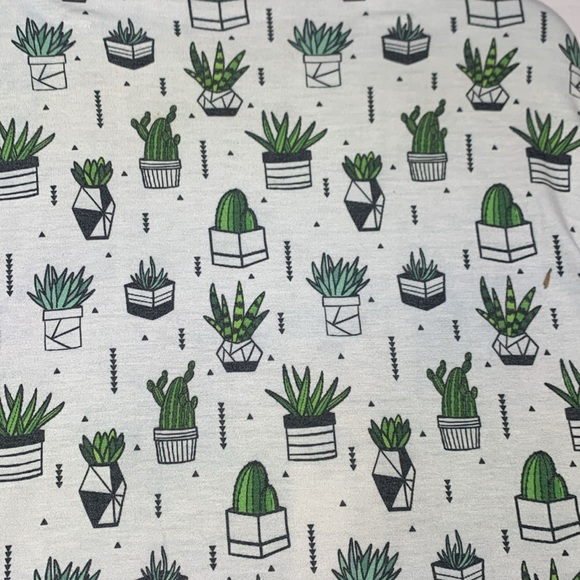 Copper Pearl Green and White Succulent Print Bassinet Sheet Bedding - Picture 4 of 8